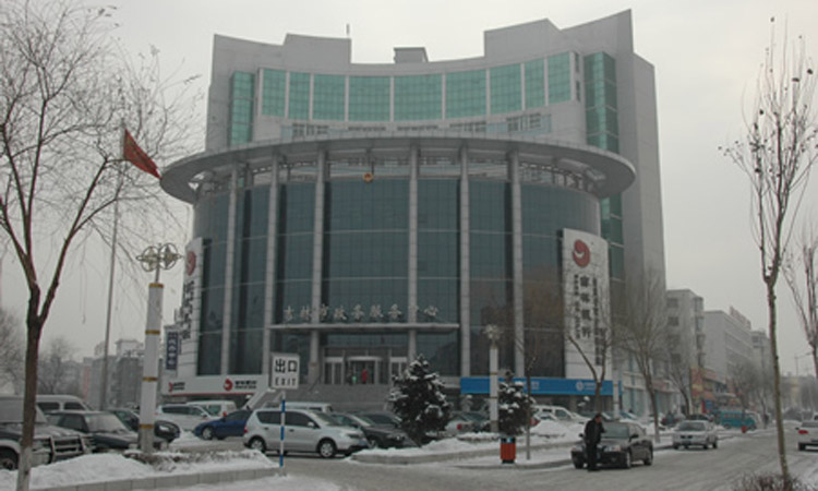 吉林市政務(wù)大廈.jpg